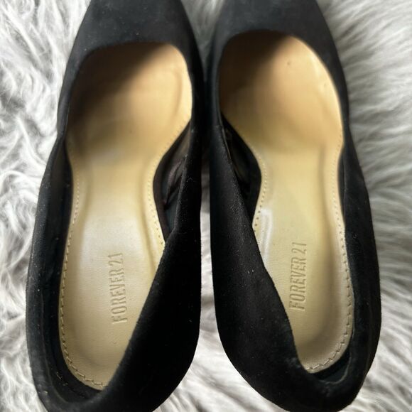 FOREVER 21 Heels Sz 6.5 Pointed Closed Toe Black Suede Pump Stilettos Career - Picture 4 of 6